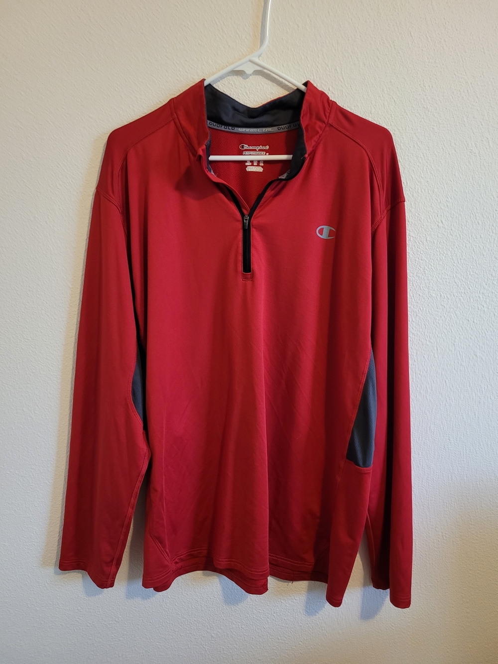 Champion Men’s Red Long-Sleeve Quarter-Zip Performance Jacket #351